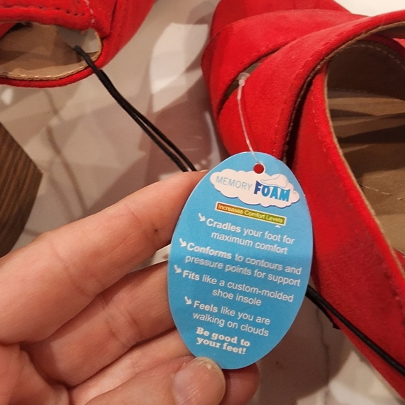 NEW Seychelles Chunky Blocky Heel Strappy Peep Toe Sandal Heels - Picture 9 of 9